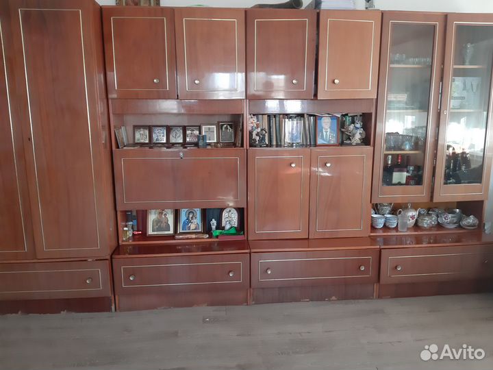 Мебель бу для зала,дачи. Румыния