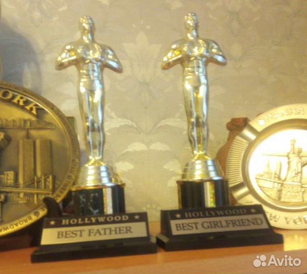 Cтатуэтки из Hollywood best father best girlfriend