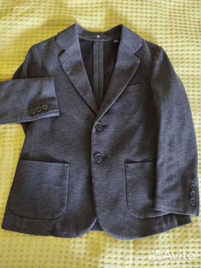 Пиджак Uniqlo 6лет(122)