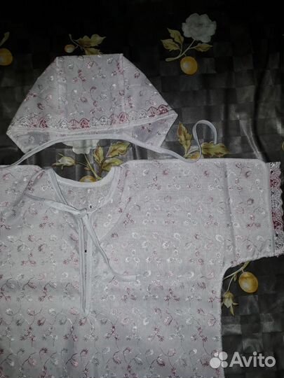 Распашонка и чепчик