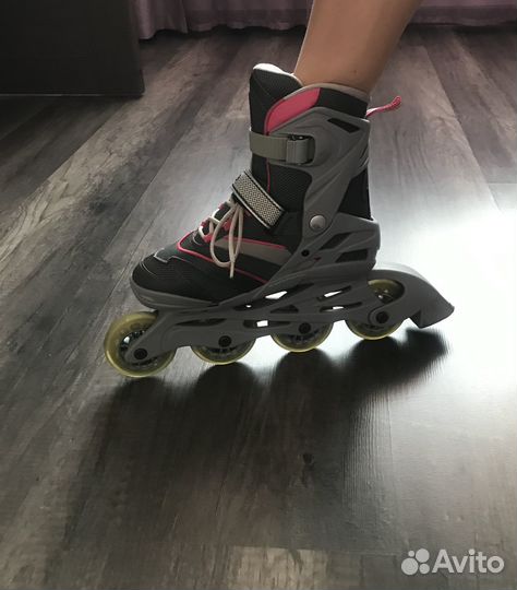 Роликовые коньки женские