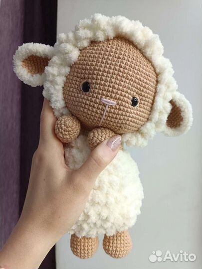 Вязаная овечка на заказ. Ручная работа. Амигуруми