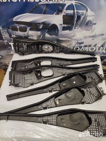 Жабо Renault Logan