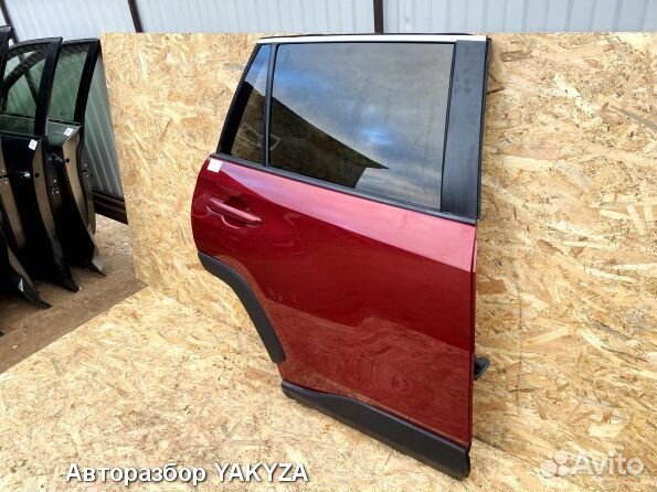 Дверь Toyota Rav4 XA50 задняя правая