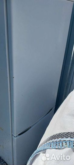 Холодильник на запчасти
