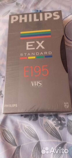 Видеокассеты новые philips