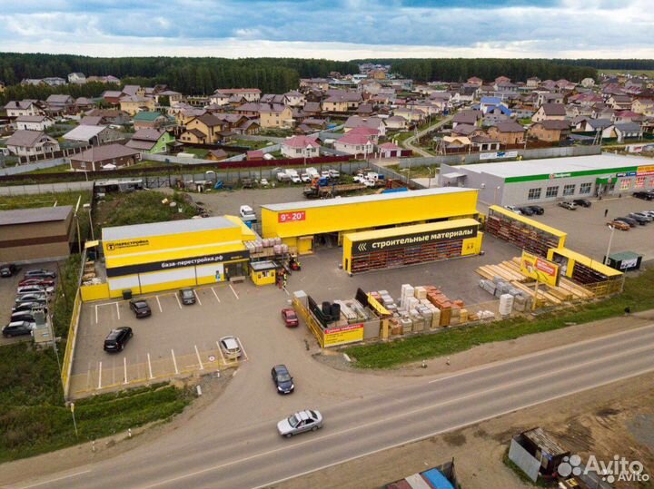 Аэросъёмка с дрона квадрокоптера в 8k