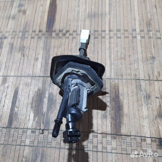 Главный цилиндр сцепления Ford Focus 2 универсал 1