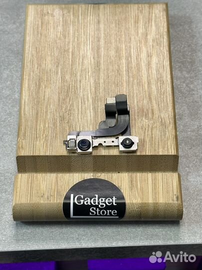 Фронтальная камера iPhone 12 Pro Max