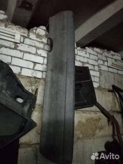 Задний бампер на Ауди 80 б3