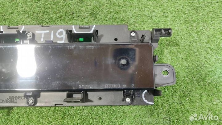 Приборная панель Renault Scenic 2 (JM) 2008