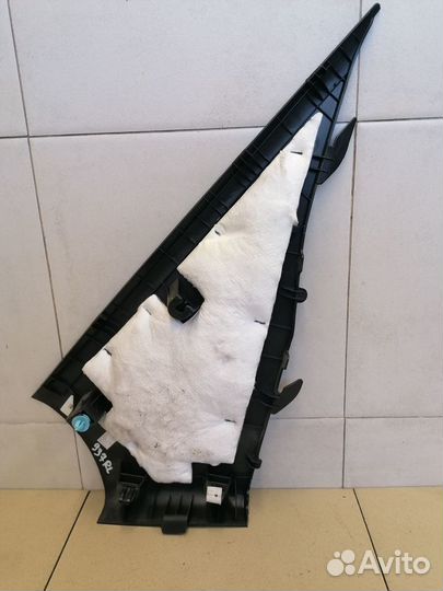 Обшивка стойки Solaris 2010-2017