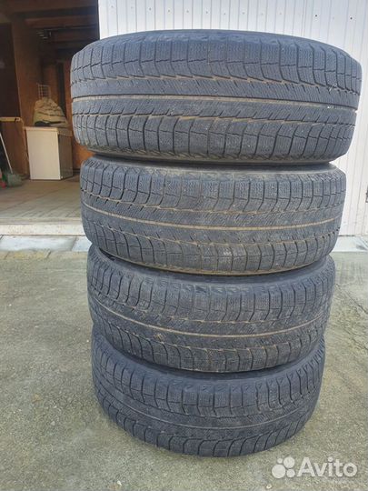 Michelin Latitude X-Ice 225/65 R17