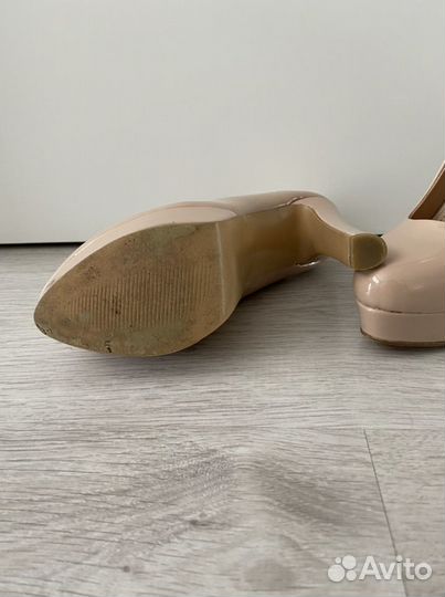 Туфли женские