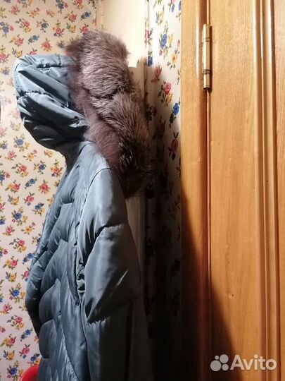 Пуховик зимний женский 52 54 с натуральным мехом