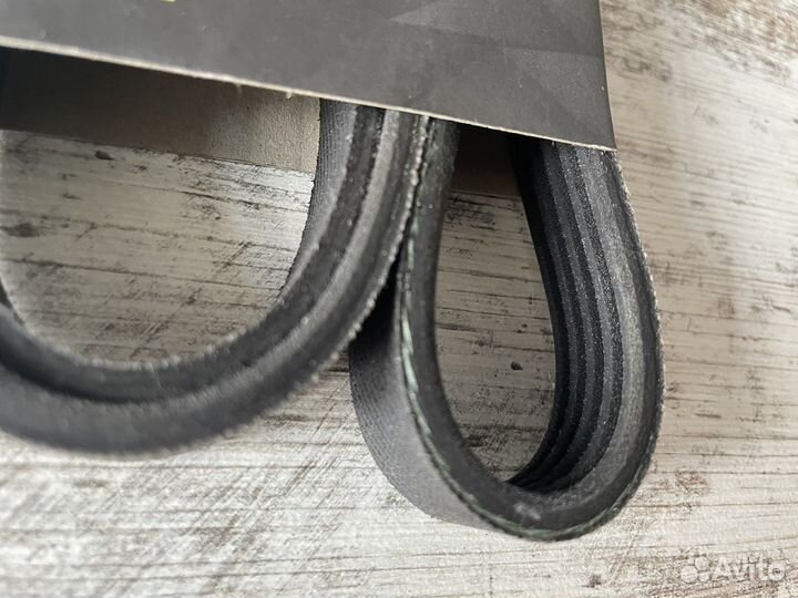 Приводной ремень Мерседес