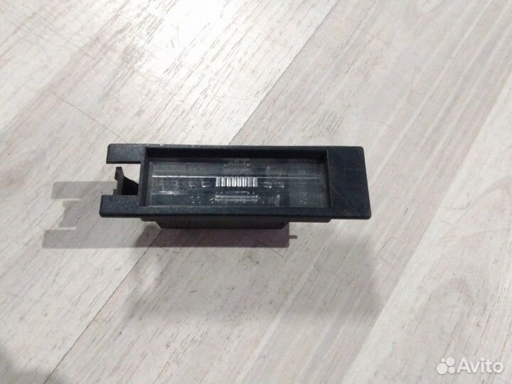 Подсветка номерного знака задняя Opel Vectra C