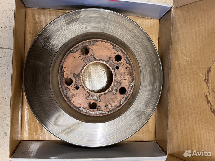 Тормозные диски передние Camry xv50