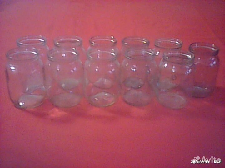 Банки стеклянные 0,25л-12шт и капрон. крышки-12шт