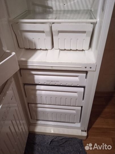 Холодильник б/у 