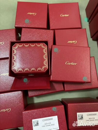 Оригинальные коробки для сережек Cartier