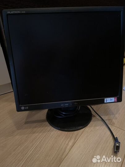 Монитор LG