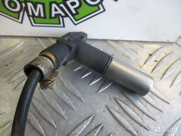 Датчик положения коленвала BMW 3 E30 M20B25 1986г