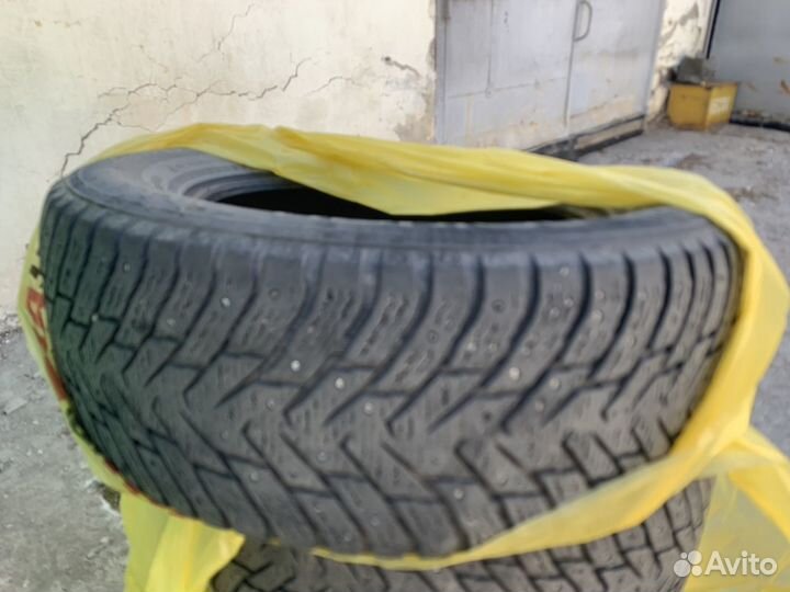 Nokian hakkapeliitta 8 265/60R18