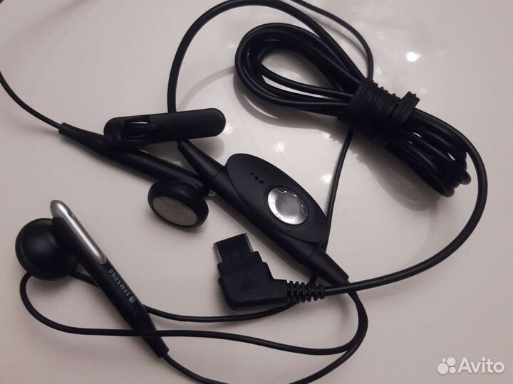 Нушники для компьютера и телефона