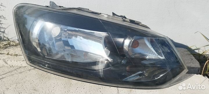 Фара Volkswagen Polo 10-20