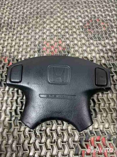 Подушка безопасности водителя Honda Accord