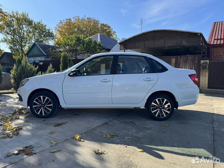 LADA Granta 1.6 МТ, 2024, 4 км