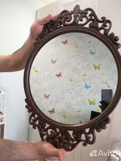 Зеркало настенное