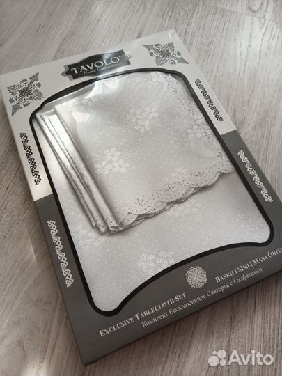 Скатерть с салфетками