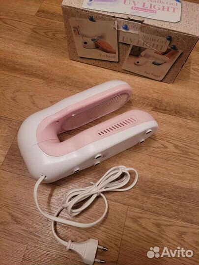 Уф лампа для ногтей