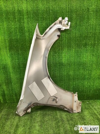 Крыло переднее левое nissan fuga