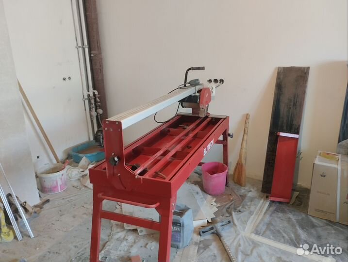 Плиткорез электрический водяной 1200 бу