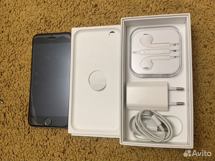 iPhone 6S 16 гб серебро