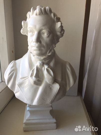 Бюст Пушкина А.С