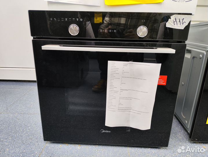 Встраиваемый духовой шкаф Midea MO