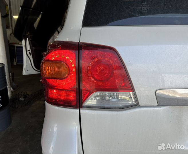 Фонарь задний Land cruiser 200