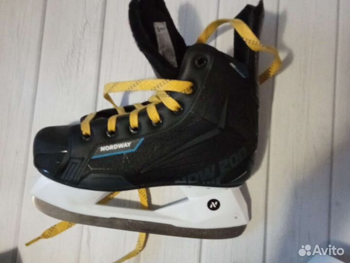 Коньки nordway 200 детские размер 35