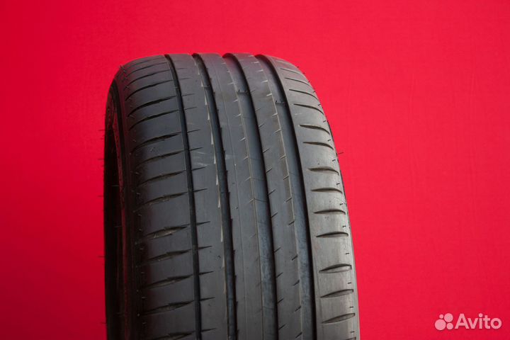 Michelin Pilot Sport 4 225/45 R19 95H