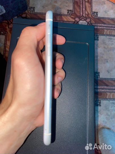 iPhone Xr, 128 ГБ