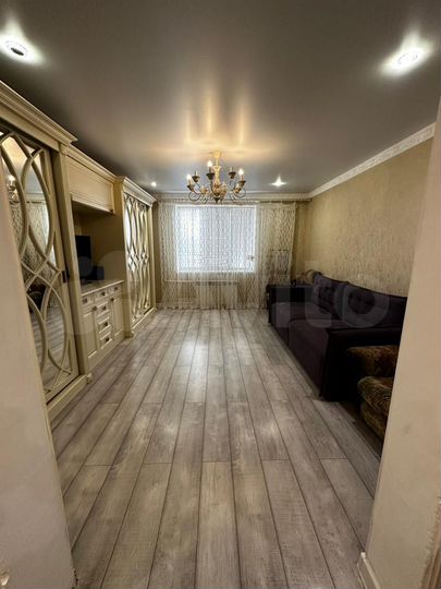 3-к. квартира, 86 м², 8/9 эт.