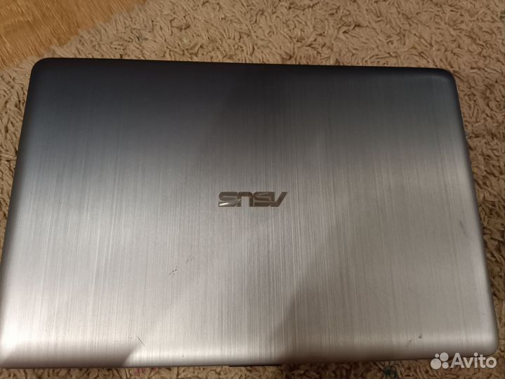 Ноутбук asus