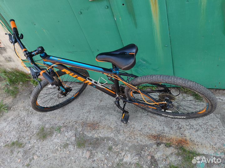Продам велосипед Rush