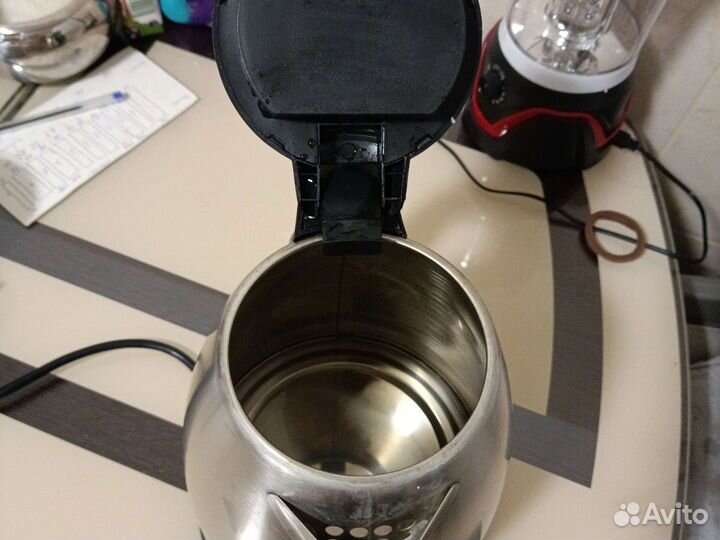 Чайник электрический бу