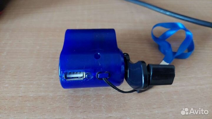 Механический ручной минигенератор