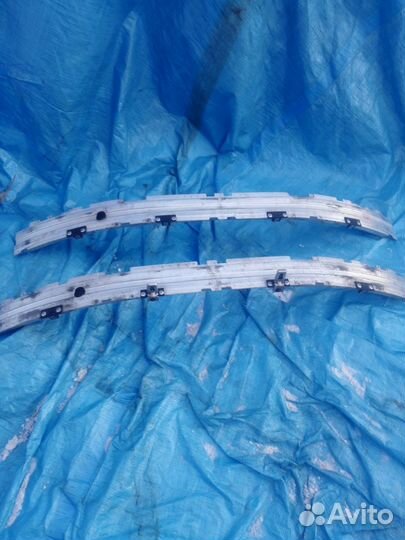 Усилитель бампера BMW E60\61